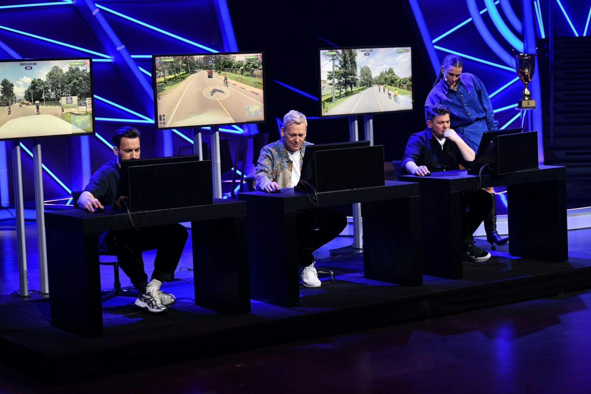 „Hätte ich das häufiger mal im Stream gespielt!“, ärgerte sich Knossi vor der Final-Challenge „Wo bin ich?“. (Bild: RTL / Steffen Z Wolff)