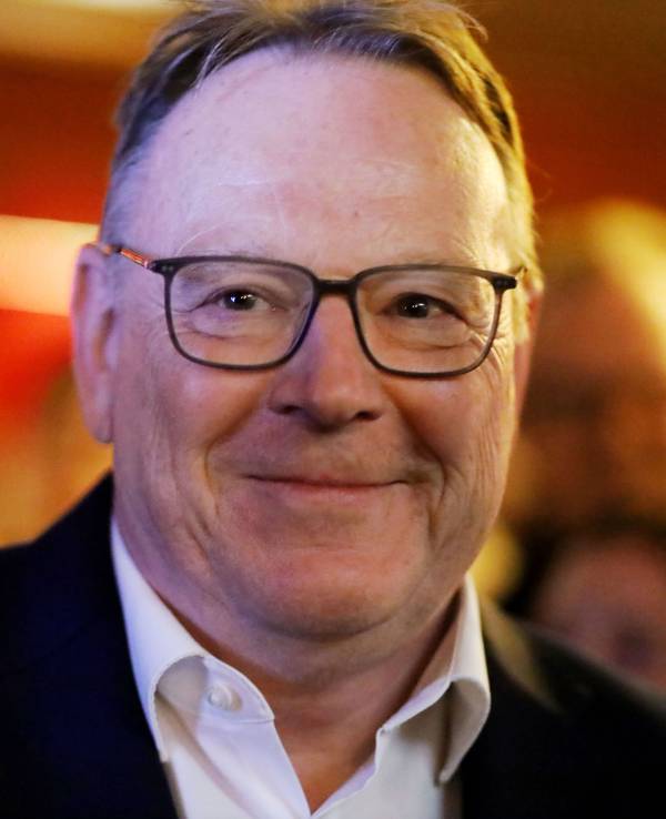 Der neue Kölner OB Torsten Burmester hat viel zu tun! Hier ist er in der Wahlnacht bei der Kommunalwahl Mitte September zu sehen.