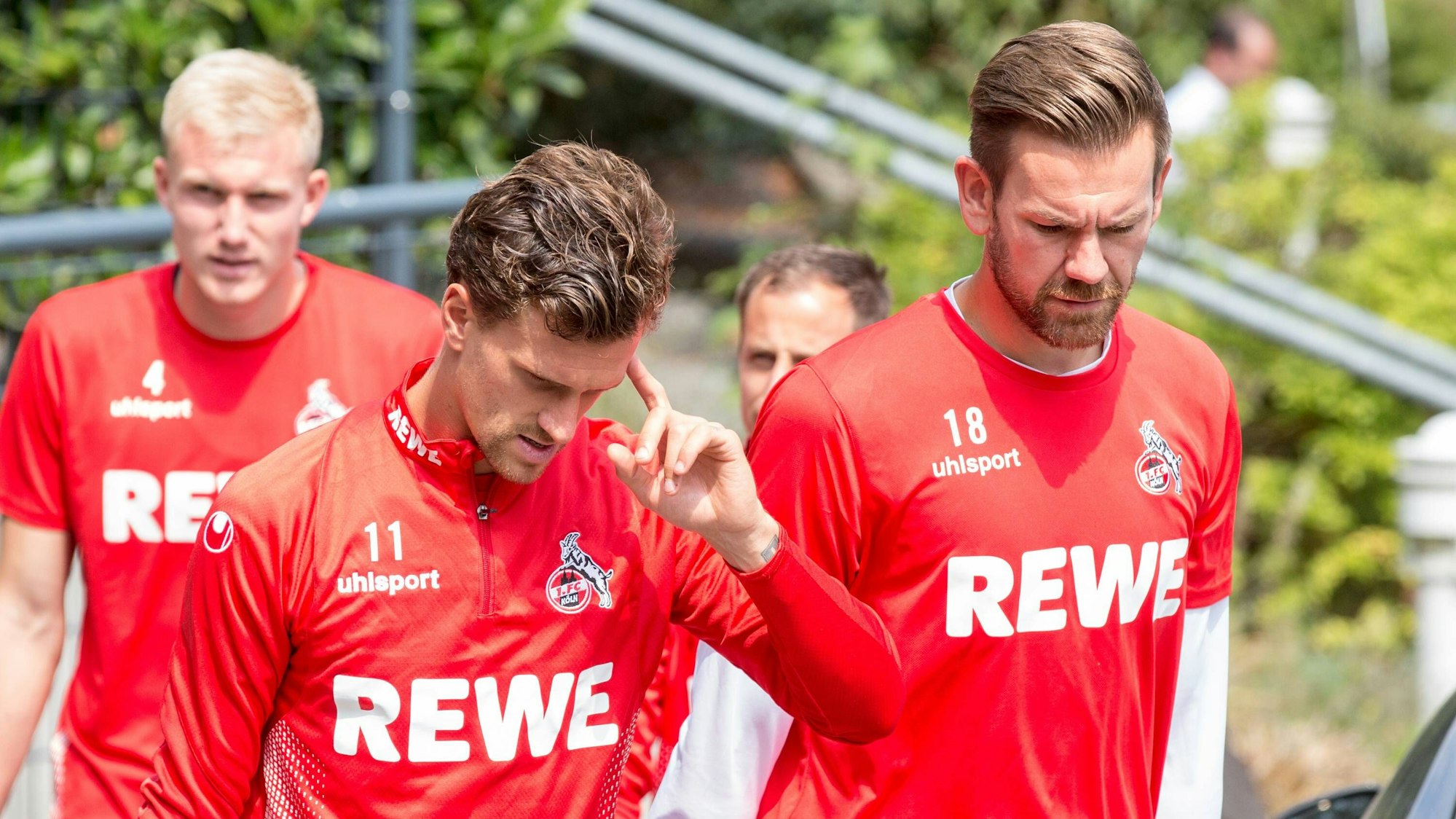 Simon Zoller und Thomas Kessler gemeinsam beim Training des 1. FC Köln.