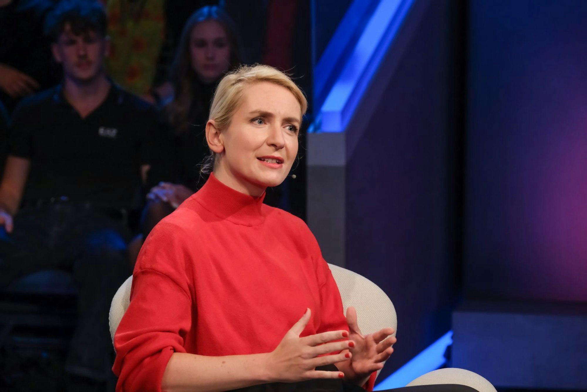 Dienstagabend war Ines Schwerdtner, Parteivorsitzende der Linken, zu Gast bei „maischberger“ und stritt mit CDU-Politiker Philipp Amthor über die Erbschaftssteuer. (Bild: WDR/ Oliver Ziebe)