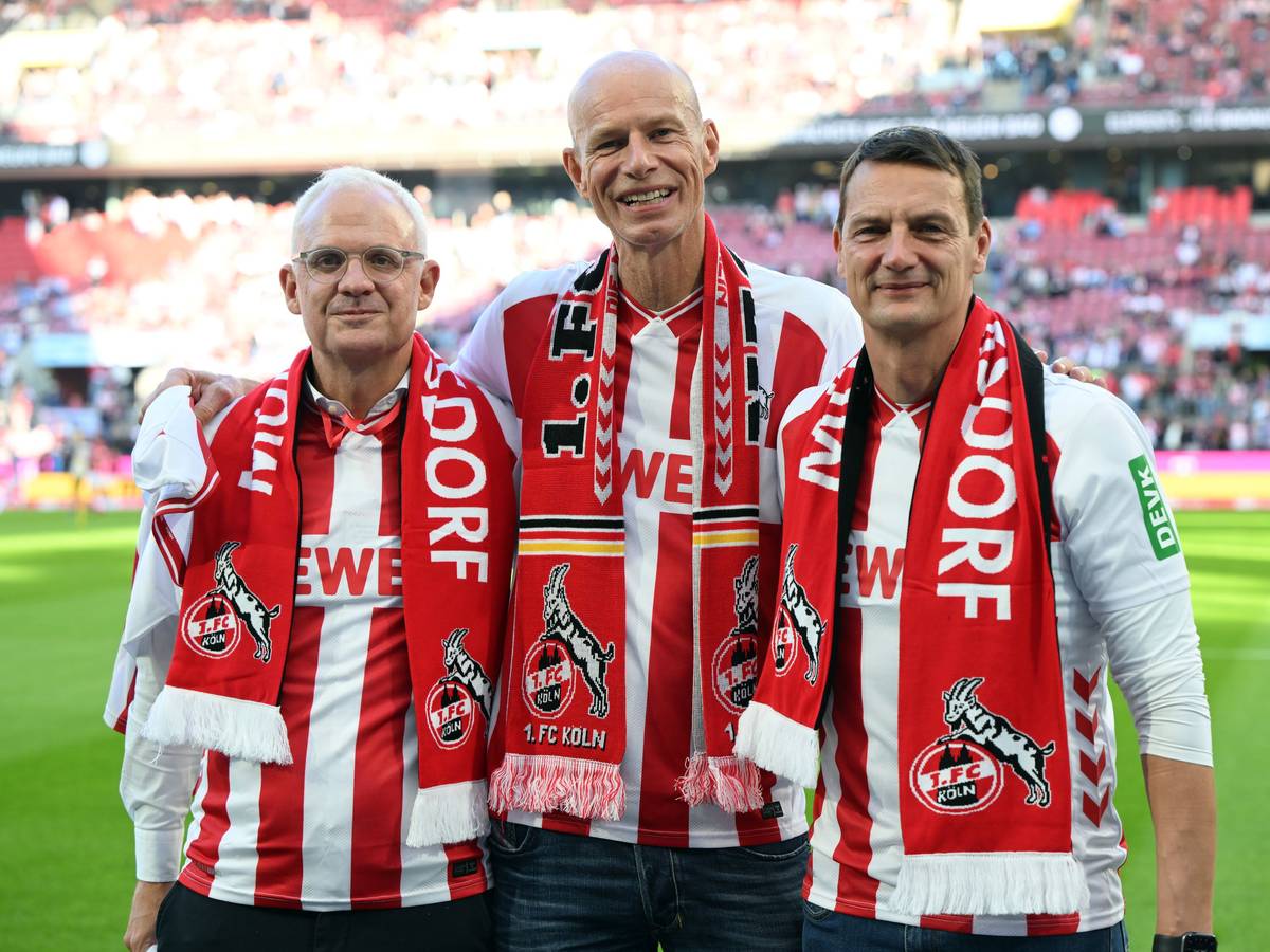 Der neue Vorstand des FC Köln bestehend aus Jörn Stobbe (M), Präsident, Jörg Alvermann (l), Vizepräsident, und Ulf Sobek (r), Vizepräsident, hier am 28. September 2025.