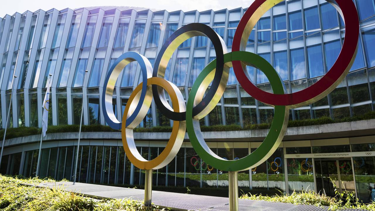 Die Olympischen Ringe vor dem IOC-Gebäude in Lausanne.