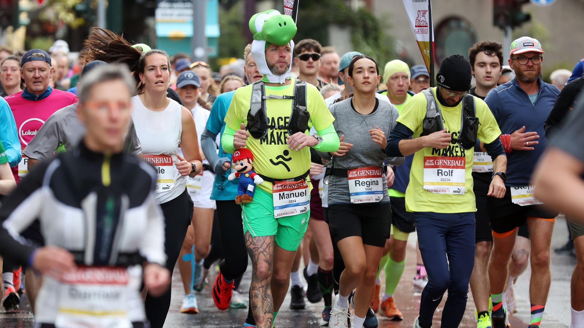 05.10.2025
Köln:
27. Generali Köln Marathon: Die Laufveranstaltung wird immer beliebter, in diesem Jahr sind 37.000 Teilnehmende angemeldet.
Foto: Martina Goyert
