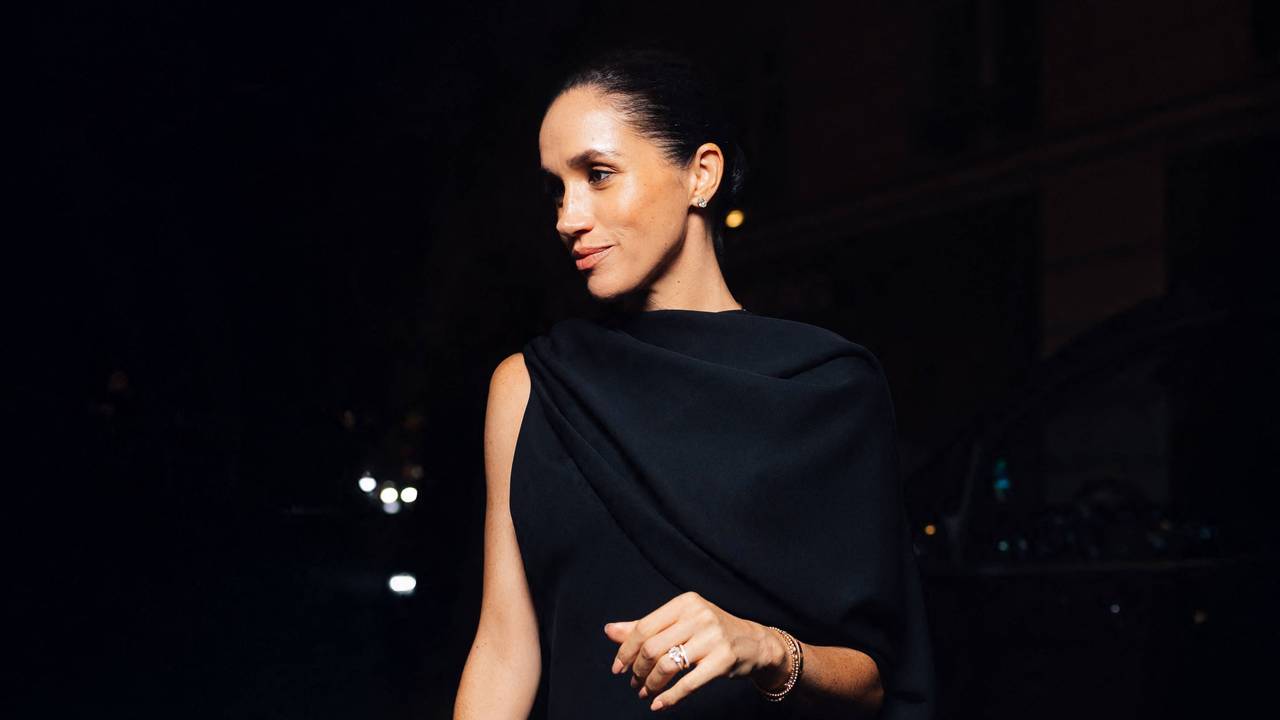 Meghan Markle am 4. Oktober 2025 während der Pariser Fashion Week: Für ein Video gibt es jede Menge Kritik.