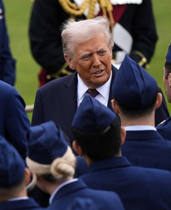 König Charles und Donald Trump beim Staatsbesuch 2025.