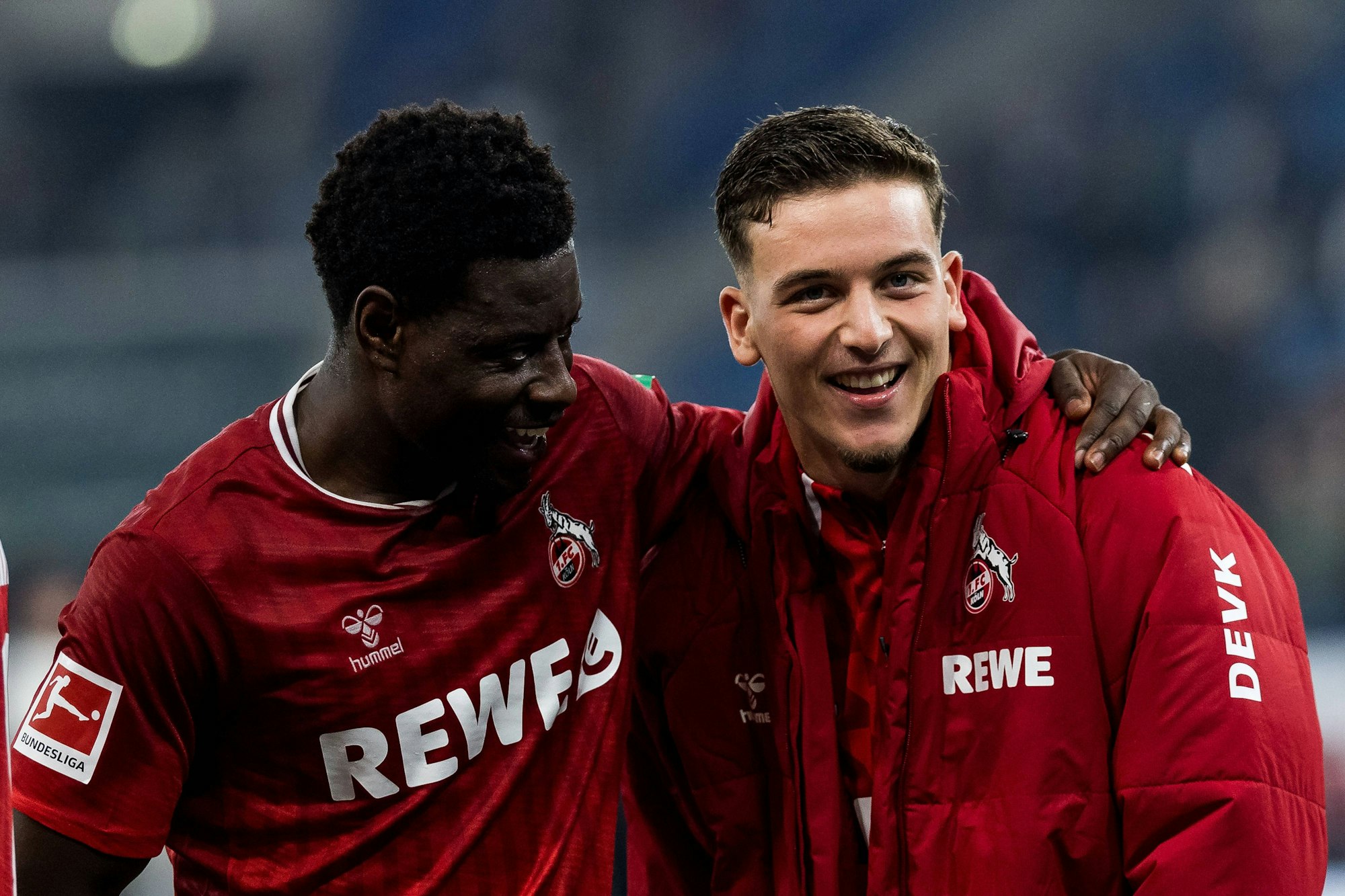 Said El Mala freut sich zusammen mit Ragnar Ache nach dem Spiel in Sinsheim.