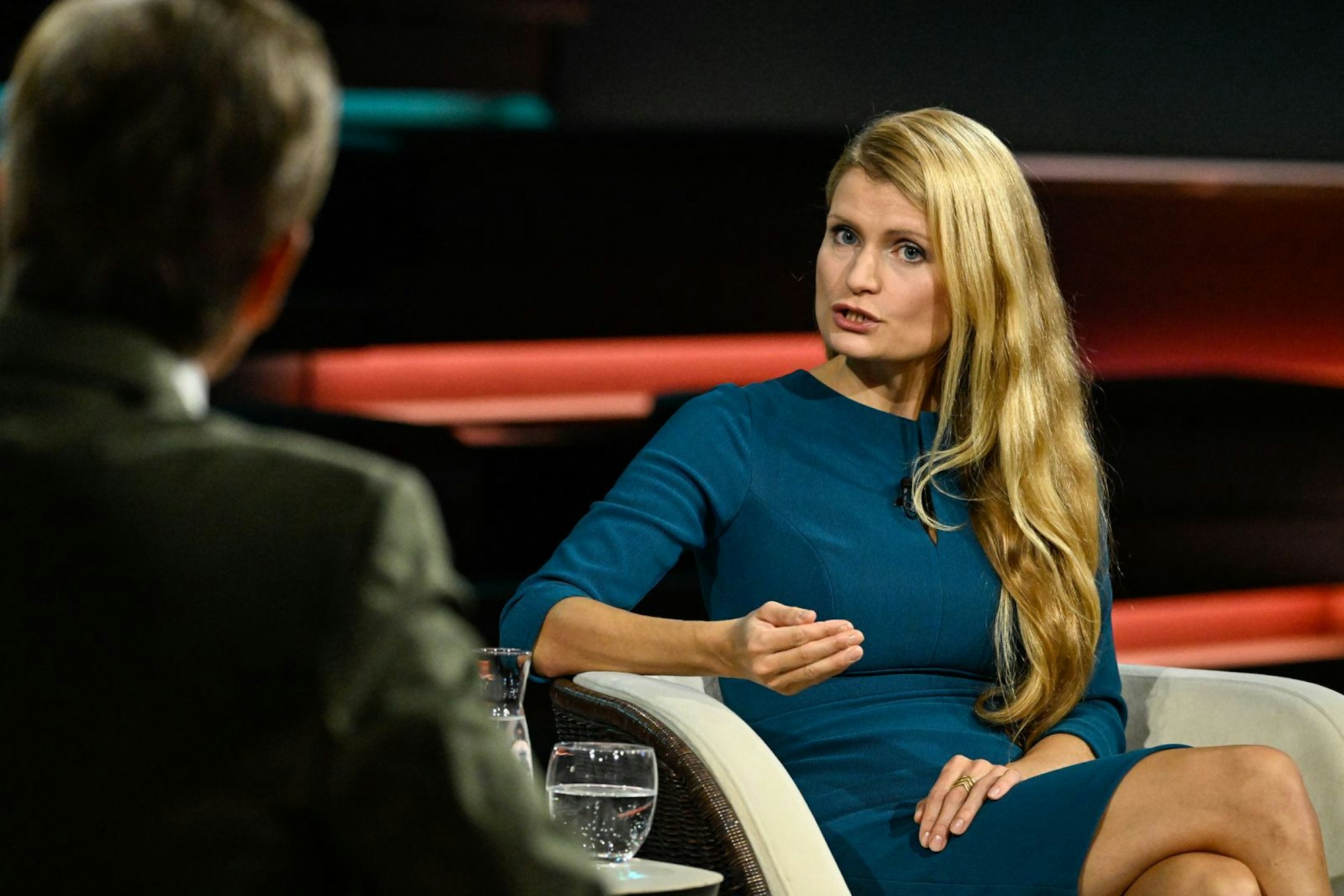 Politologin Ulrike Franke erläuterte bei „Markus Lanz“, wie gefährlich die Drohnenvorfälle im europäischen Luftraum wirklich sind. (Bild: ZDF / Markus Hertrich)