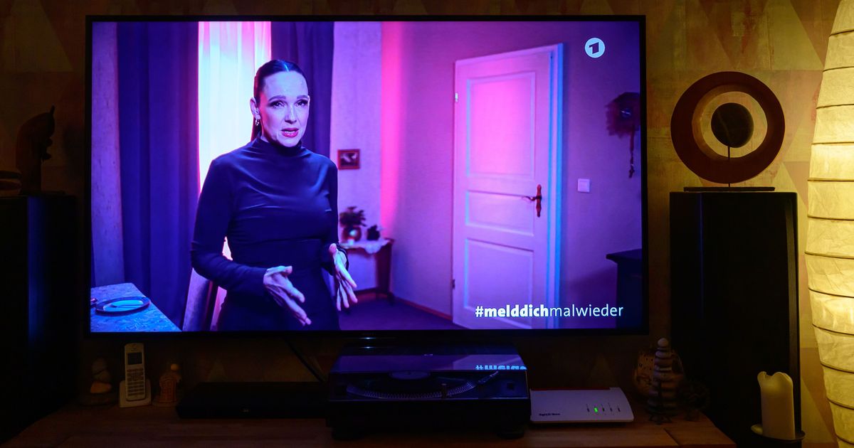 ARD unterbricht TV-Programm: Mit Kebekus und Podolski | Express