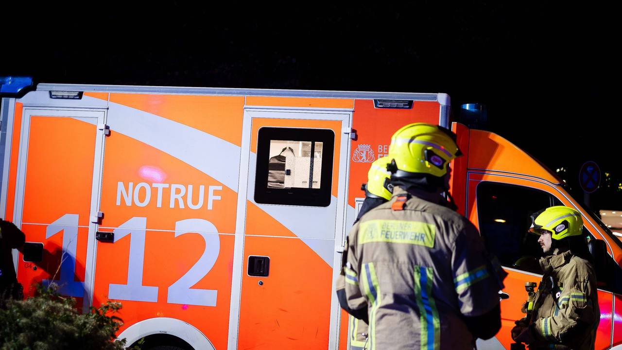 Rettungskräfte bei einem Einsatz (Symbolfoto)