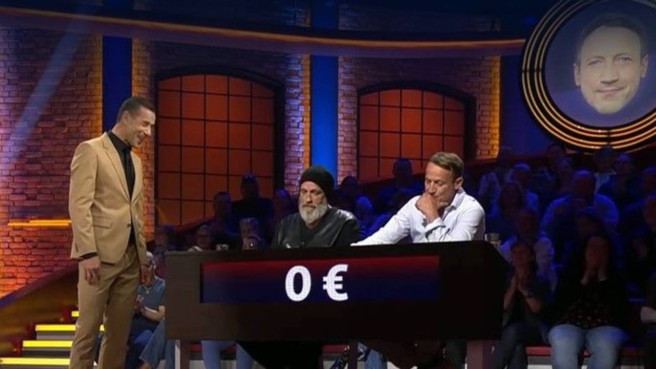 Während der Show „Wer weiß denn sowas? XXL“ mit Wotan Wilke Möhring
