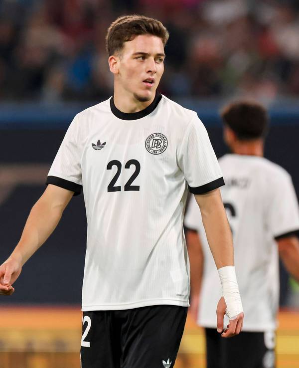 Said El Mala auf dem Spielfeld im Trikot der deutschen Nationalmannschaft.
