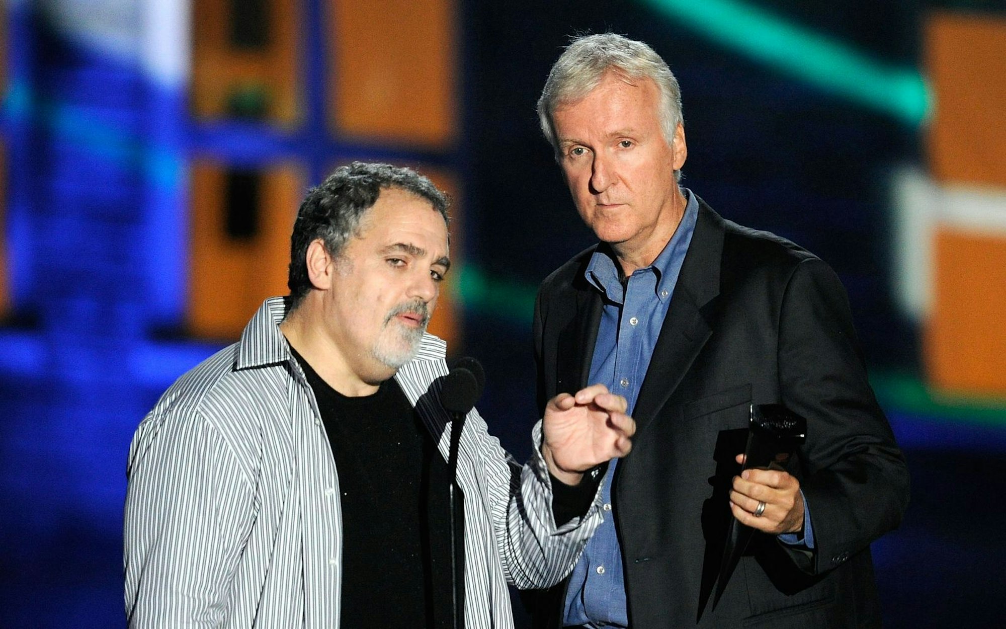Produzent Jon Landau (links) and Regisseur James Cameron realisierten gemeinsam „Titanic“ und weitere Film-Hits wie „Avatar“. (Bild: 2010 Getty Images/Michael Caulfield)
