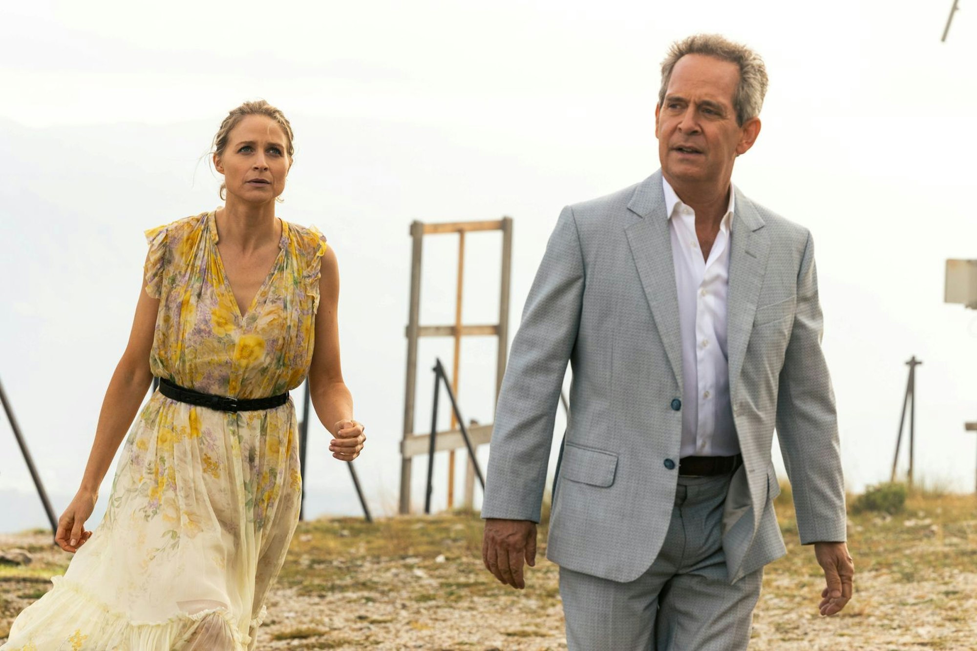 Iris Nixon (Niamh Algar) hat Cameron Beck (Tom Hollander) mit ihrer analytischen Intelligenz schwer beeindruckt. (Bild: Sky UK)