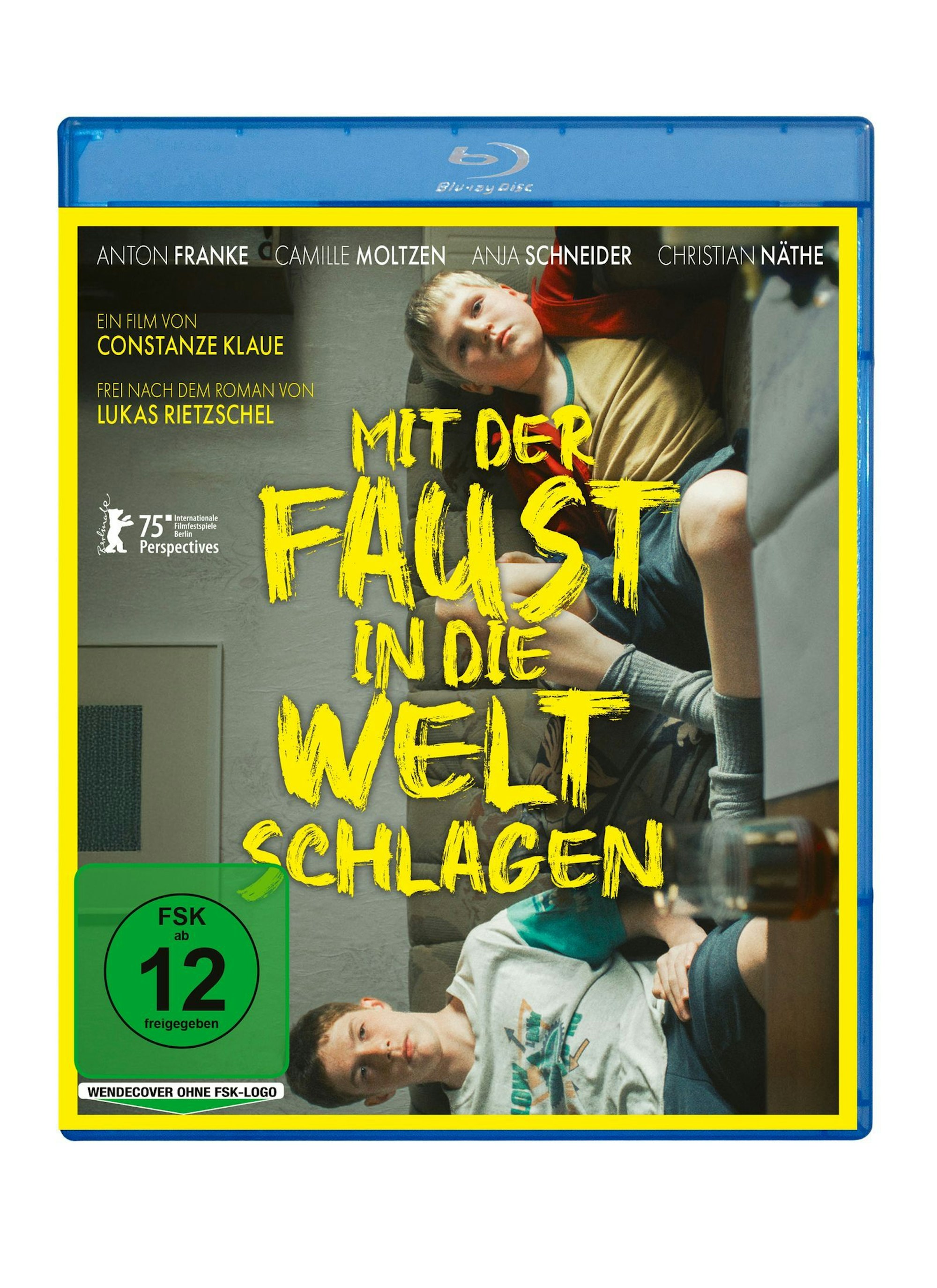 „Mit der Faust in die Welt schlagen“ basiert auf dem gleichnamigen Roman von Lukas Rietzschel. (Bild: One Gate Media )