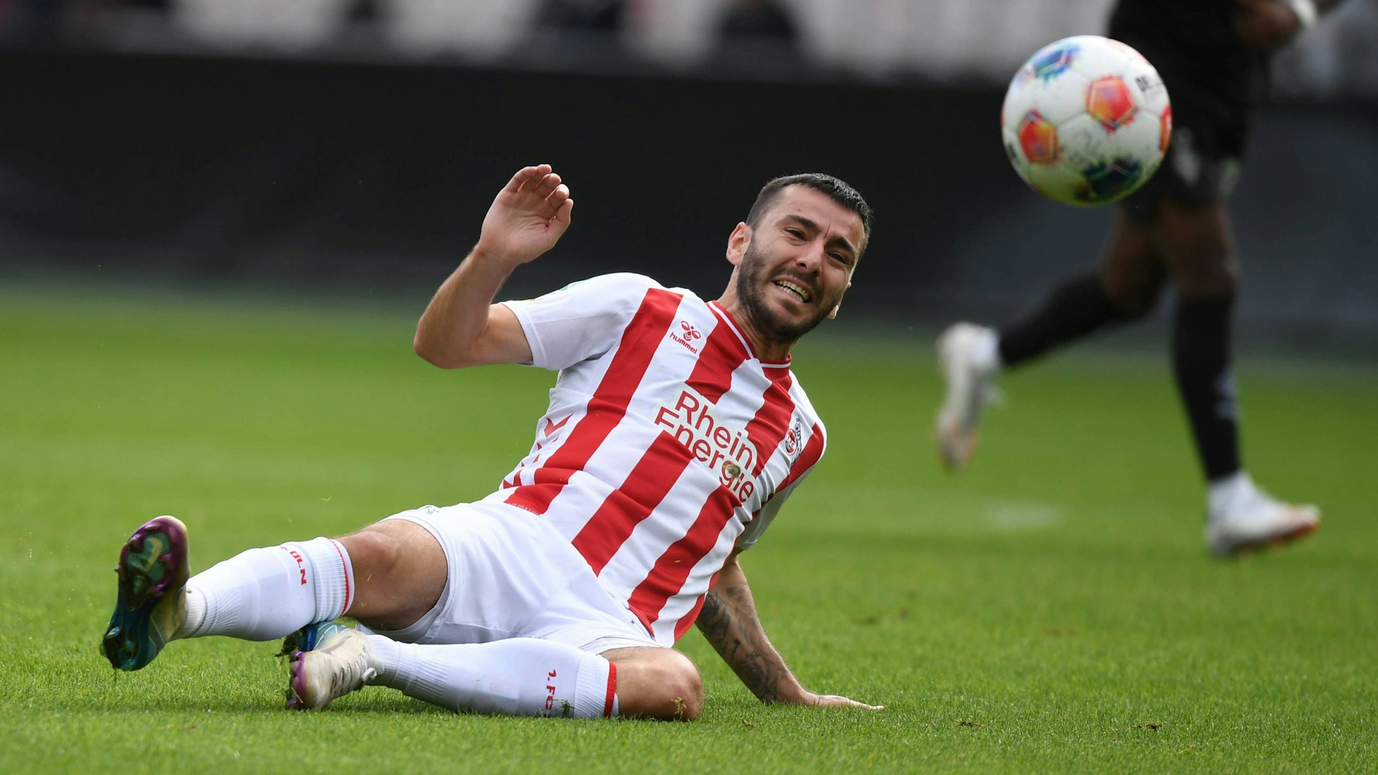 Sargis Adamyan im Einsatz für die U21 des 1. FC Köln.