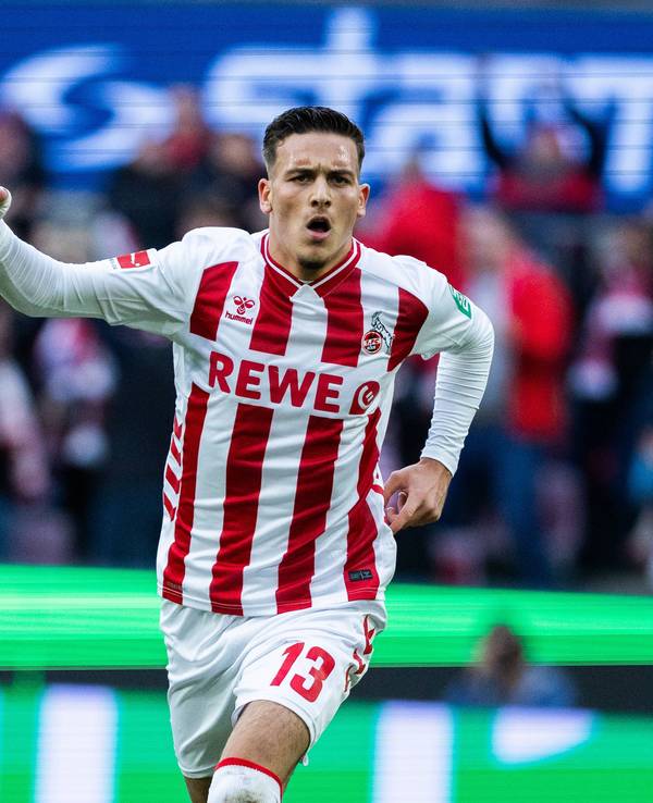 Said El Mala vom 1. FC Köln bejubelt einen Treffer.