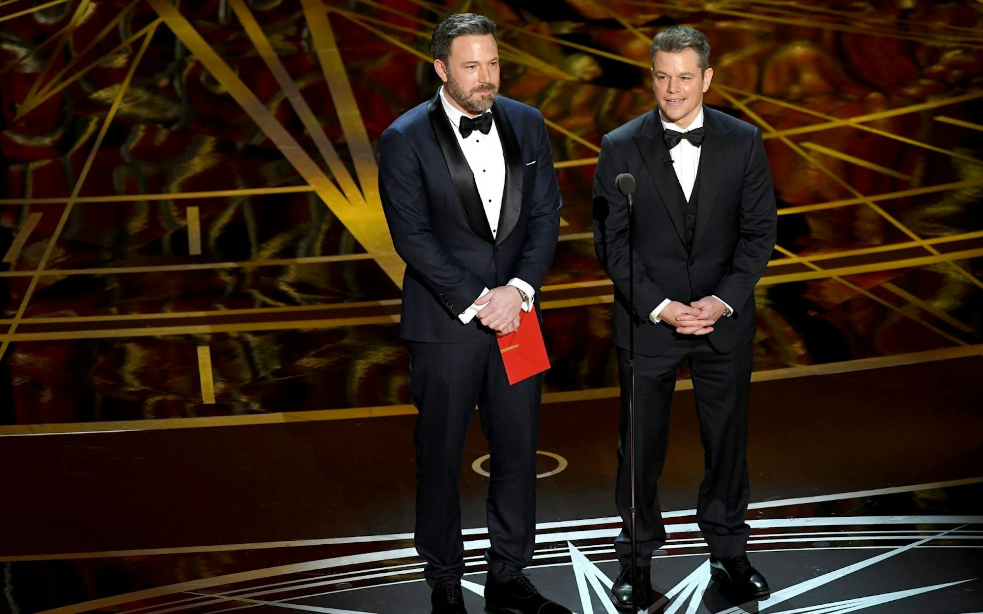 Matt Damon (rechts) und Ben Affleck gingen gemeinsam auf die Cambridge Rindge and Latin School in Massachusetts und sind seitdem unzertrennlich. (Bild: 2017 Getty Images/Kevin Winter)