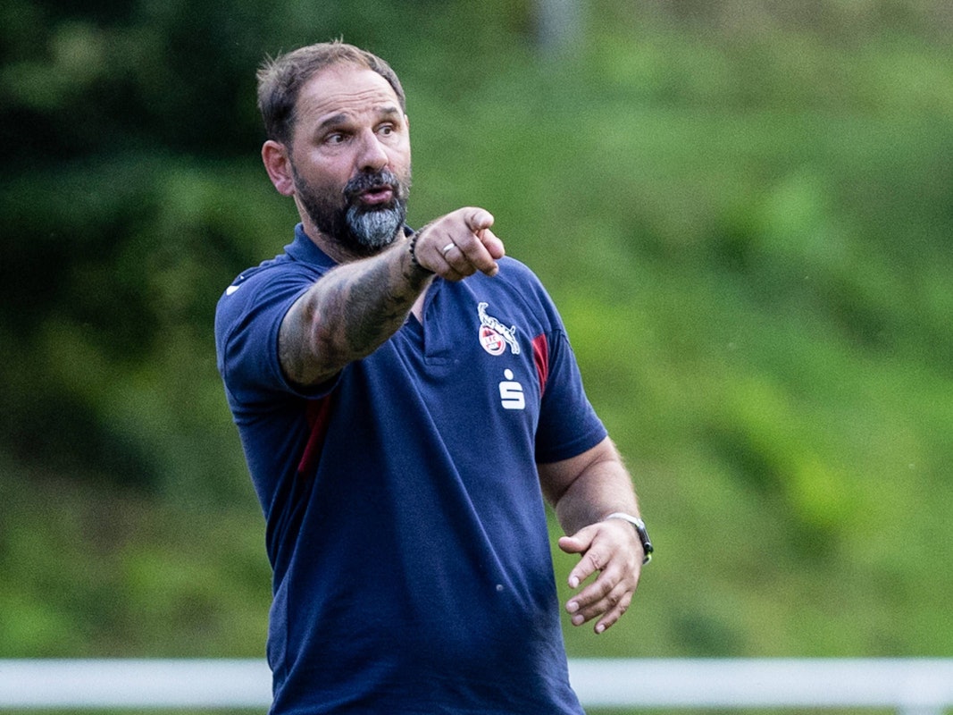 Stefan Ruthenbeck beim Testspiel gegen Elversberg.