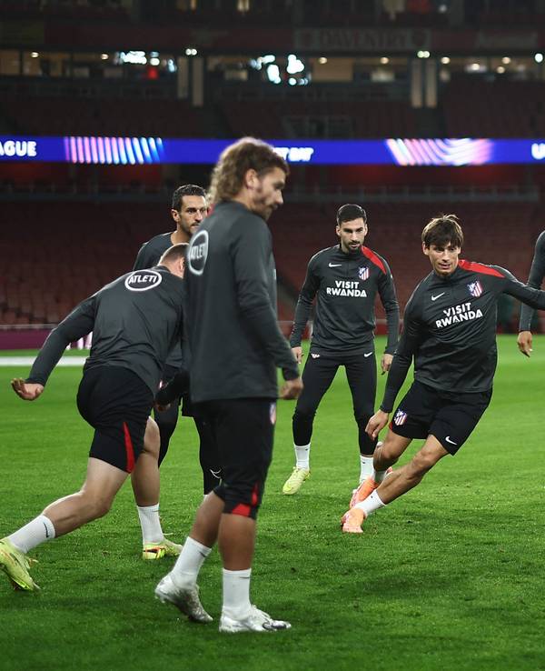 Die Spieler von Atlético Madrid beim Abschlusstraining vor dem Spiel beim FC Arsenal in der Champions League.