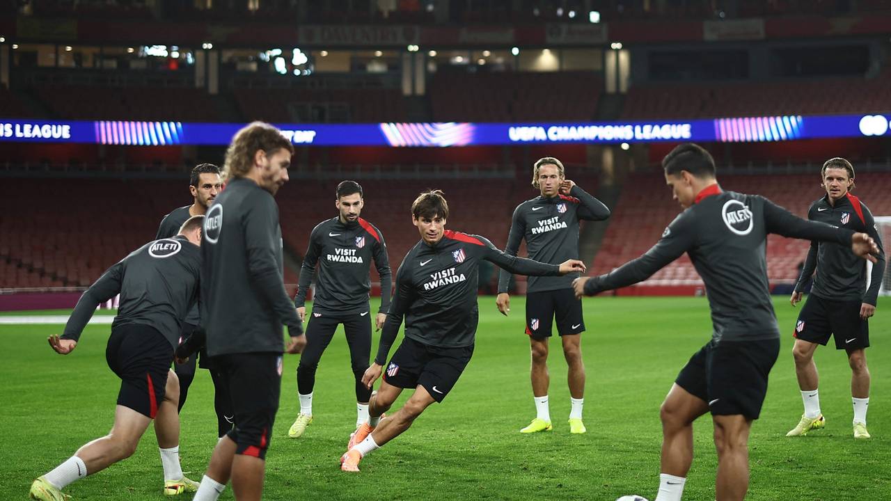 Die Spieler von Atlético Madrid beim Abschlusstraining vor dem Spiel beim FC Arsenal in der Champions League.