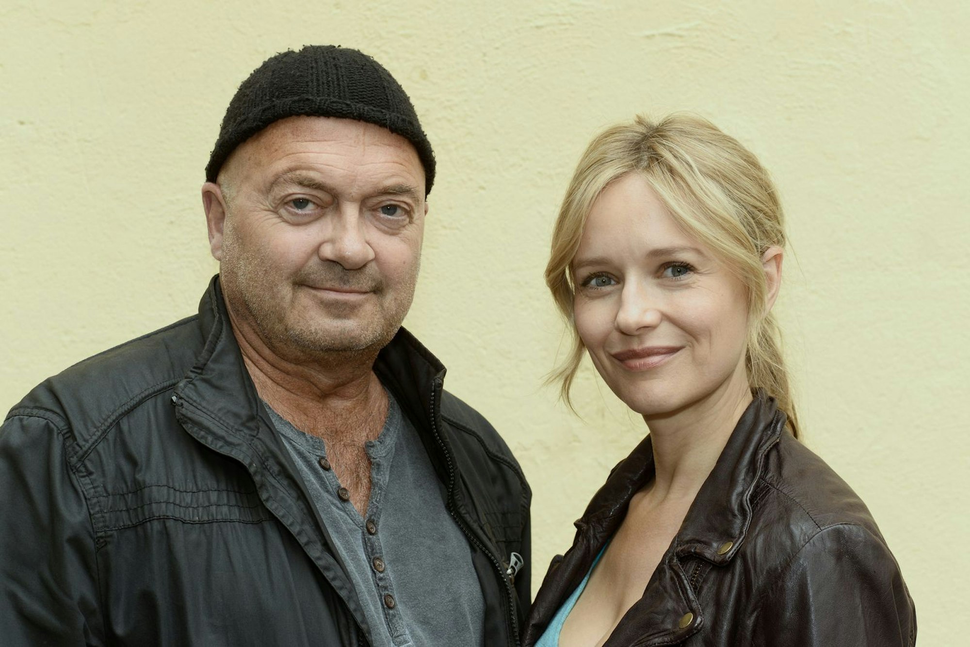 Seit 2016 ermitteln Florian Martens als Otto Garber und Stefanie Stappenbeck als Linett Wachow gemeinsam. (Bild: ZDF / Katrin Knoke)