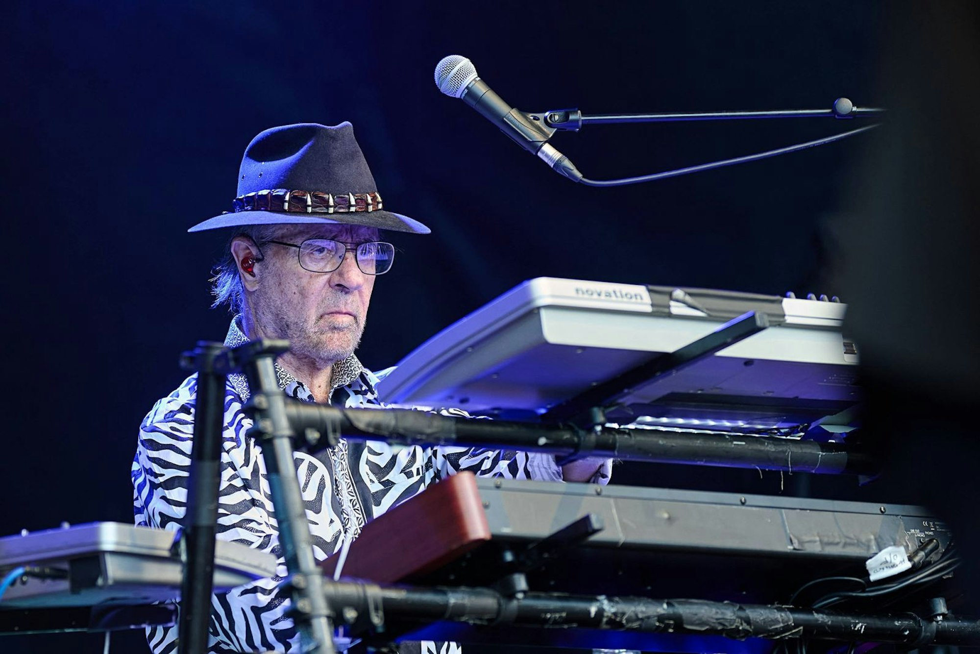 Manfred Mann feiert am 21. Oktober seinen 85. Geburtstag und steht bis heute auf der Bühne. (Bild: IMAGO / Fotostand)