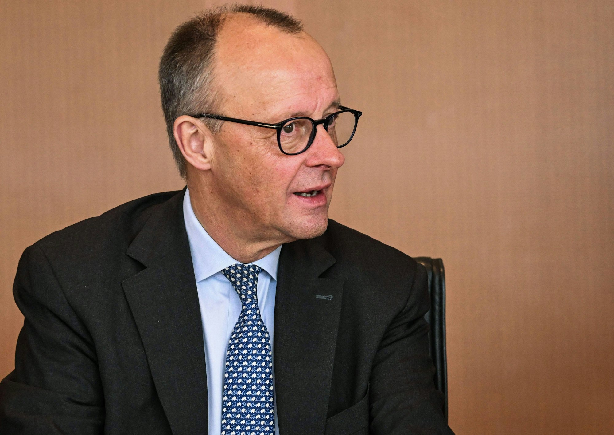 Friedrich Merz (CDU) bei der Sitzung des Bundeskabinetts am 22. Oktober.