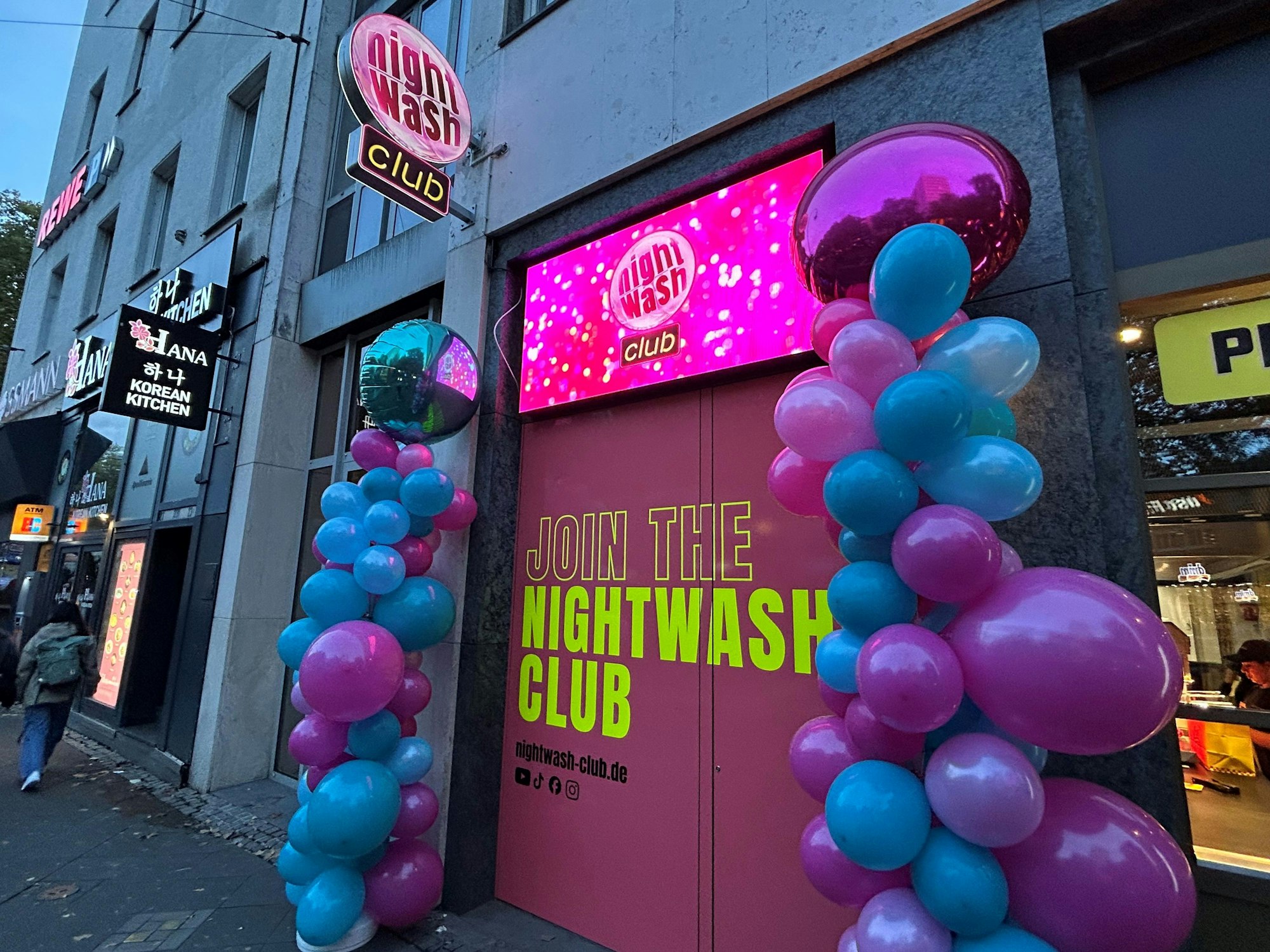 Blick auf den „Nightwash“-Club am Zülpicher Platz.