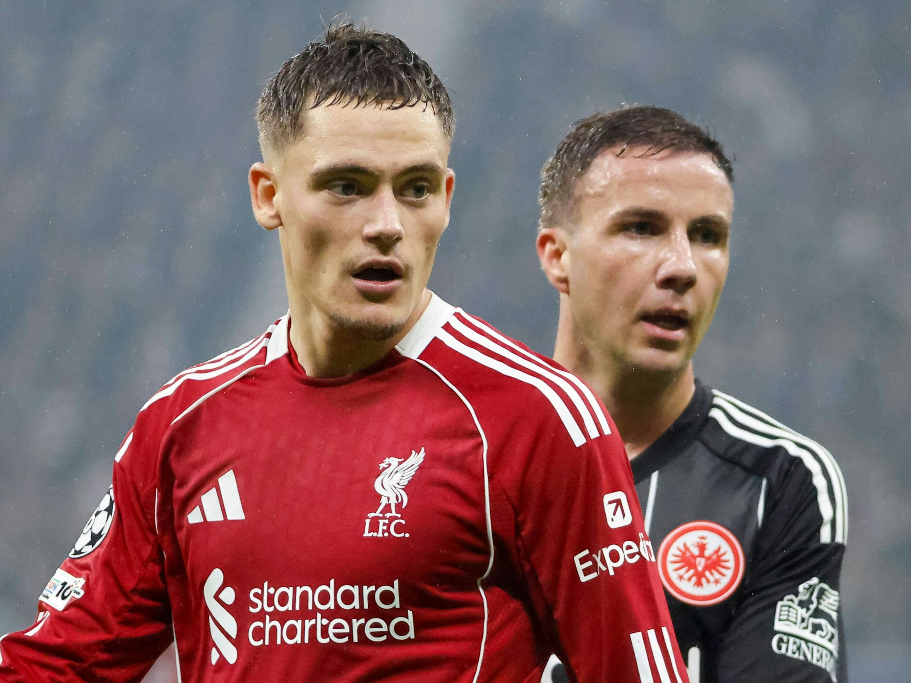 Florian Wirtz gemeinsam mit Mario Götze.