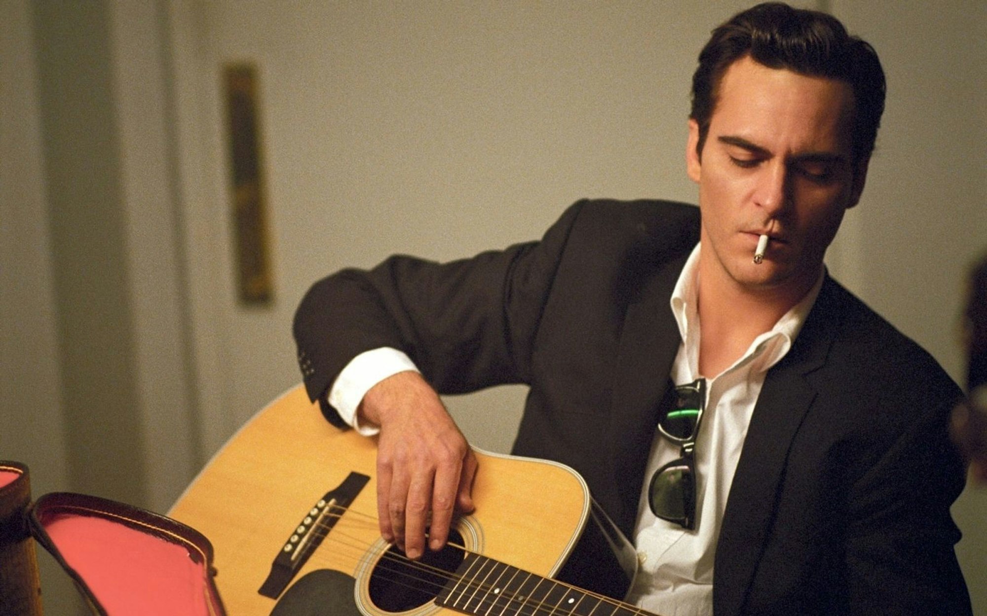 Johnny Cash war bis zu seinem Tod 2003 eine prägende Figur in der Musikwelt, aber schon das, was der Sänger bis in die späten 60er erlebte, ist genug Stoff für einen großen Film. Den Beweis erbrachte Regisseur James Mangold 2005 mit „Walk the Line“. (Bild: 2005 Twentieth Century Fox)
