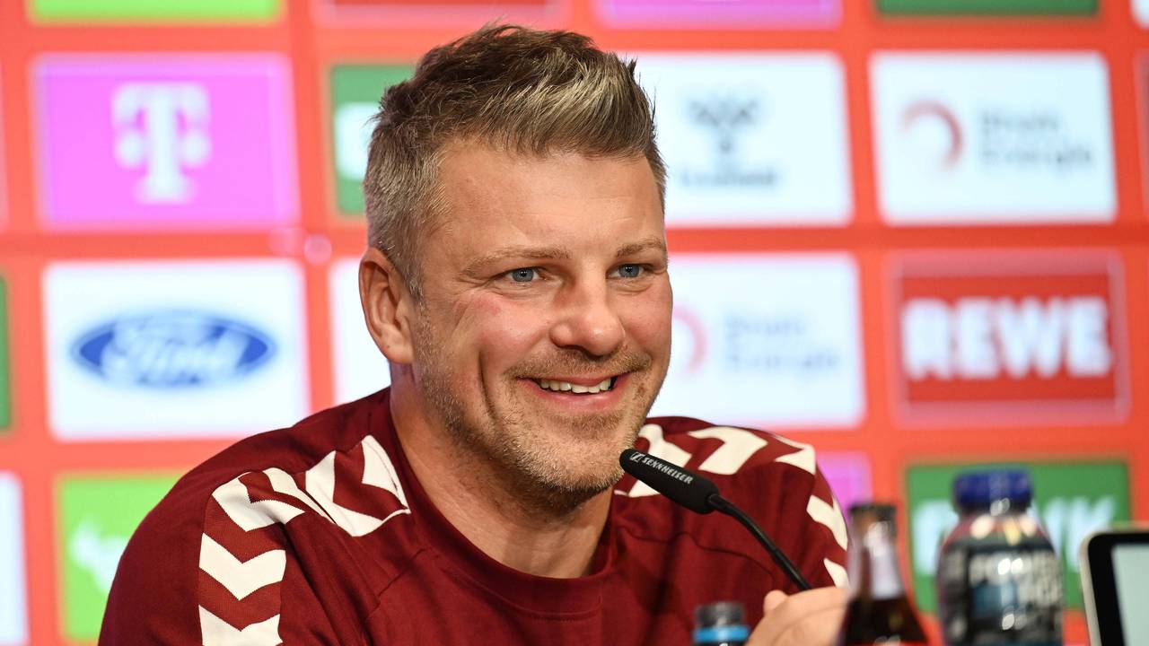 Köln-Trainer Lukas Kwasniok, hier am 16. oktober 2025 bei einer Pressekonferenz.