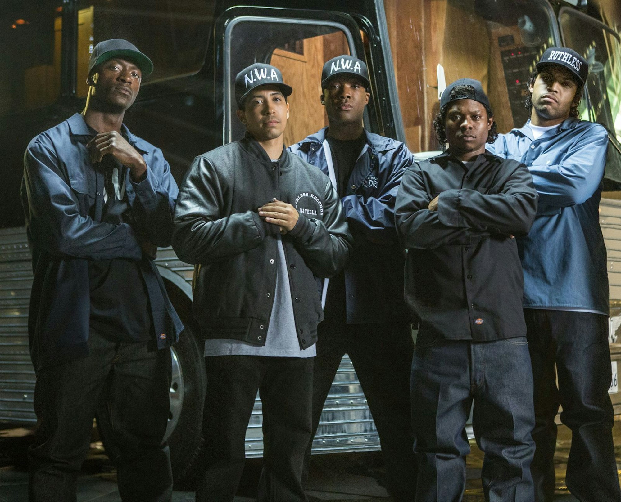 „Straight Outta Compton“ erzählt die Geschichte der legendären HipHop-Band N.W.A. (Bild: Universal Pictures / Jaimie Trueblood)