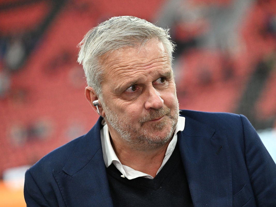 Dietmar Hamann als Experte im Stadion.