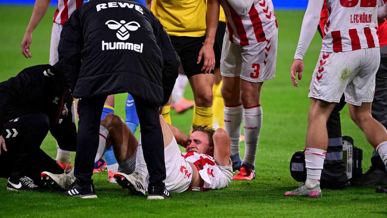 Die Verletzung von Timo Hübers (1. FC Köln) schockte am 25. Oktober 2025 die Kölner beim 0:1 in Dortmund.