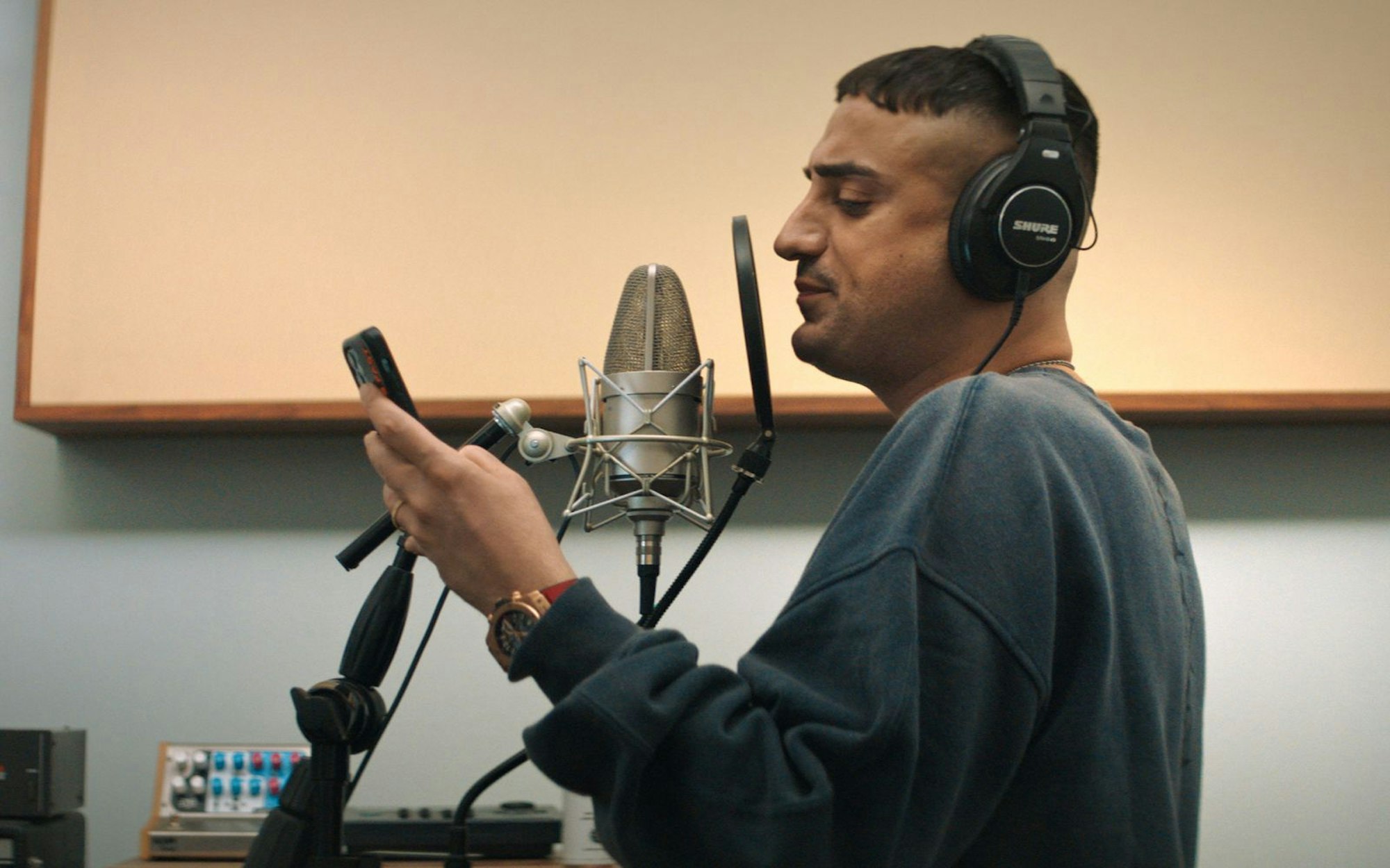 Mit seiner Musik hat Haftbefehl den Deutschrap geprägt wie kaum ein anderer.
 (Bild: Netflix)