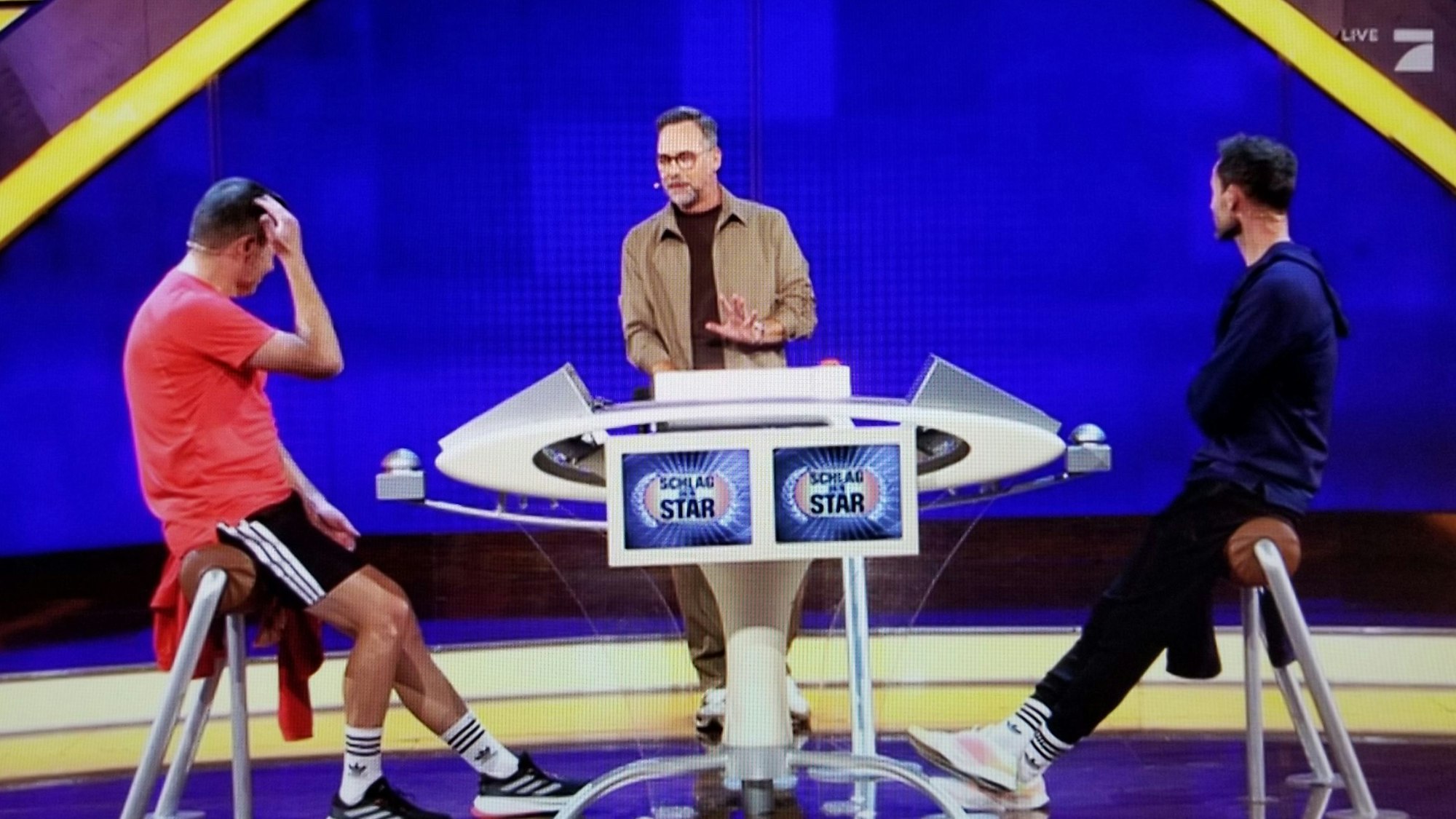 Jan Ullrich und Sven Hannawald vor dem ersten Spiel bei „Schlag den Star“