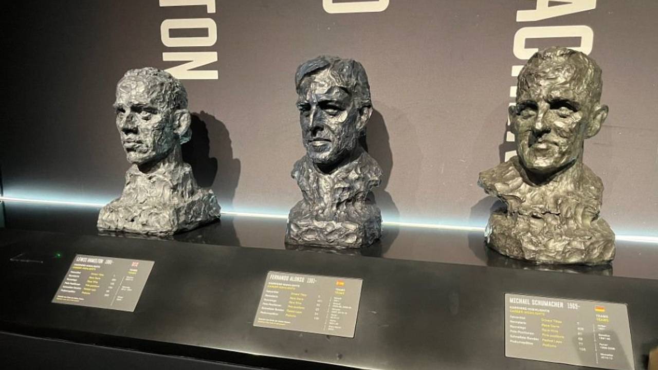 Die Hall of Fame der Formel-1-Ausstellung.
