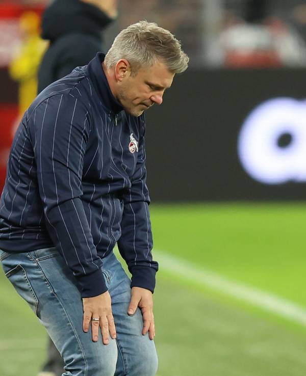 Lukas Kwasniok beim Spiel in Dortmund.