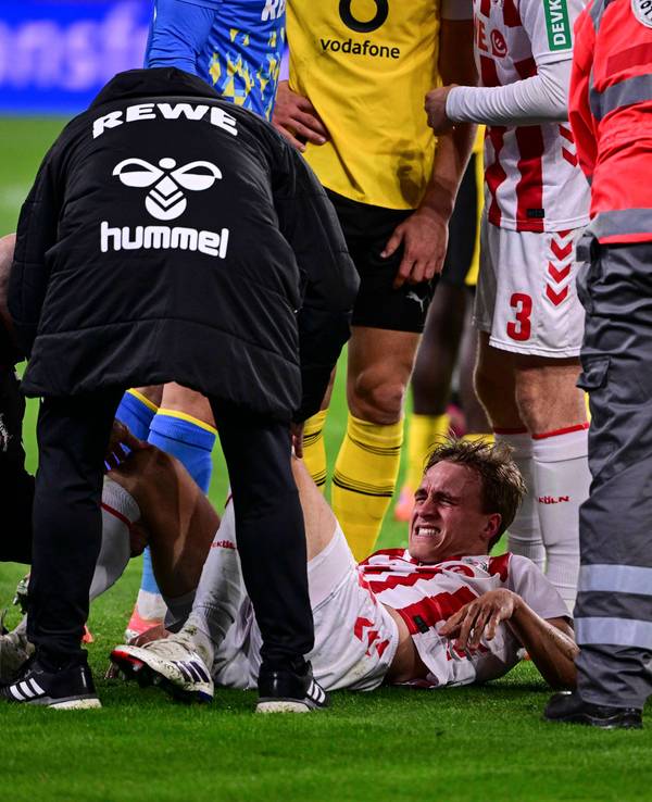 Timo Hübers (1. FC Köln) hat sich am 25. Oktober 2025 beim Spiel bei Borussia Dortmund schwer am Knie verletzt.
