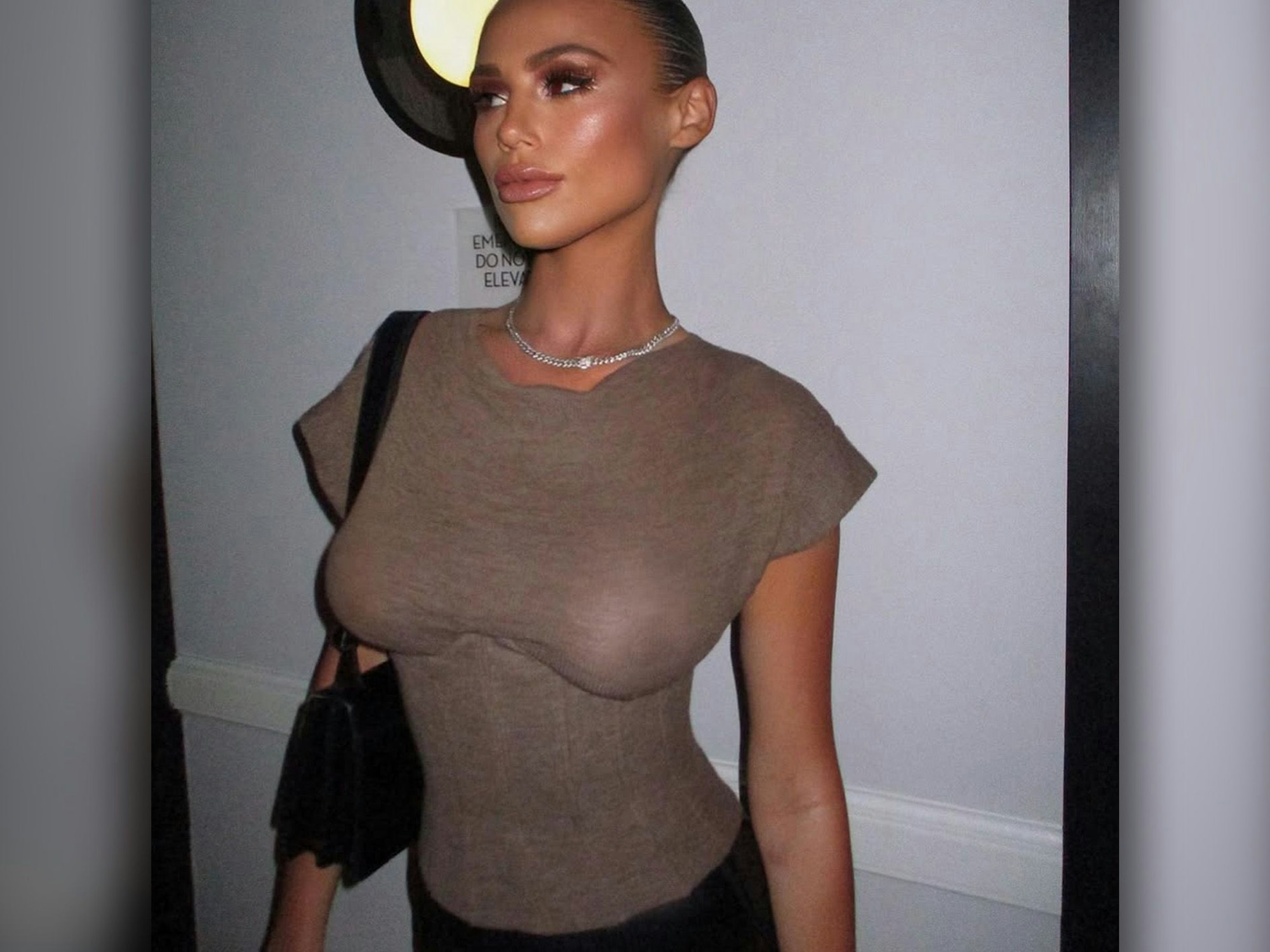 Influencerin Hallie Batchelder sorgt für Wirbel.