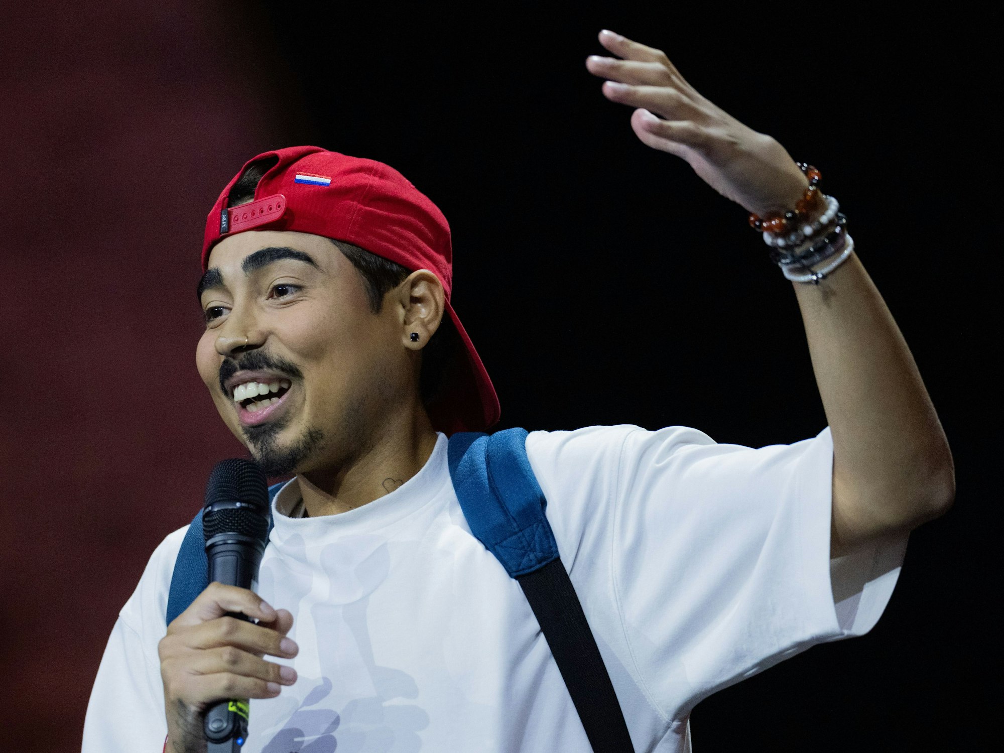 Comedian Tony Bauer steht bei der Sonderausgabe der Prosieben Fernsehsendung «TV Total XXL» in der Lanxess Arena.