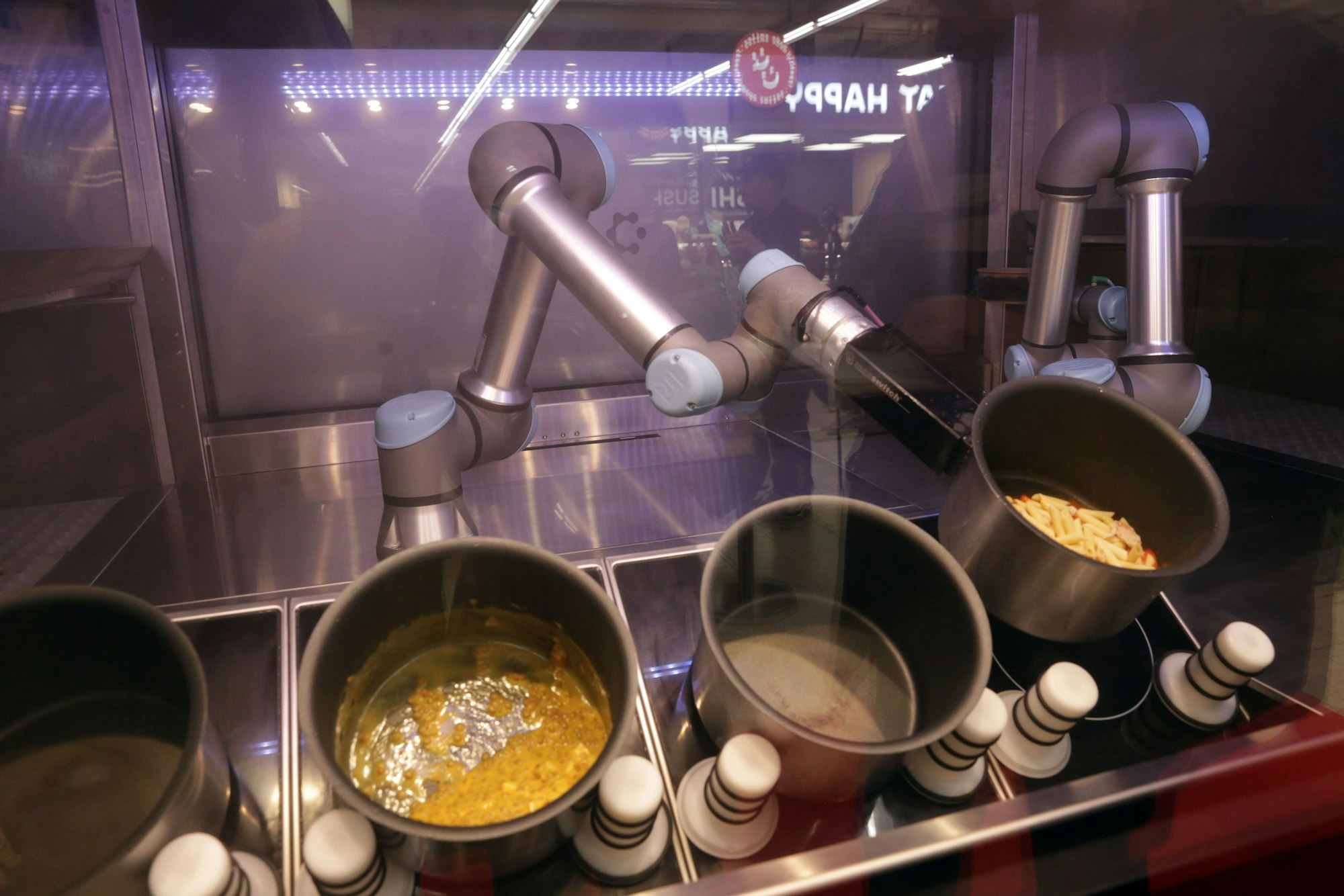 REWE Fresh & Smart stellte den Foodroboter „CA-1" in Düsseldorf vor.