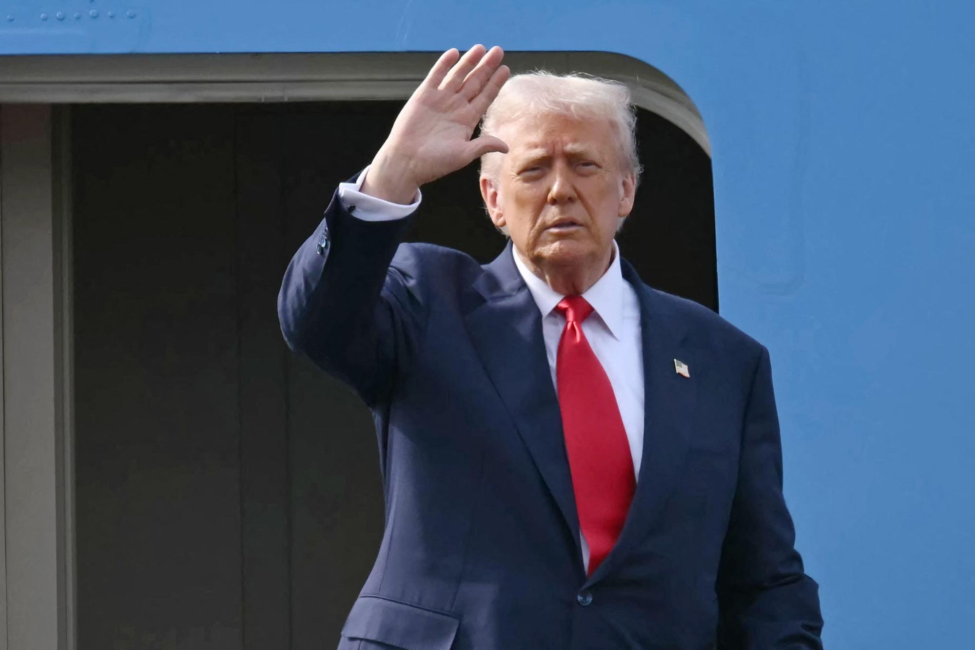 US-Präsident Donald Trump hat angeordnet, dass die USA mit sofortigen Atomwaffentests beginnen werden.