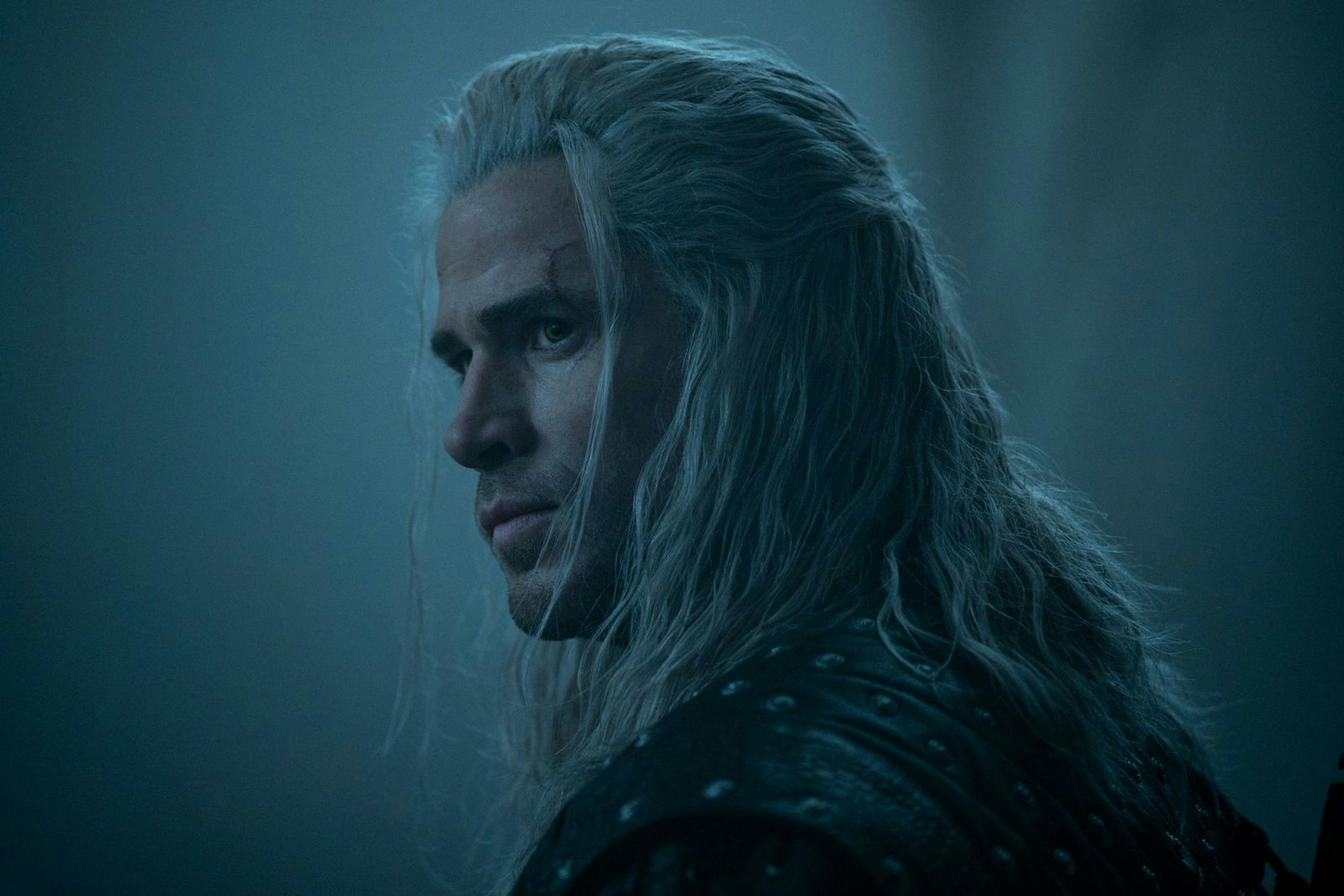 Am 30. Oktober sind auf Netflix die neuen Folgen von „The Witcher“ erhältlich. In der vierten Staffel hat Liam Hemsworth den bisherigen Hauptdarsteller Henry Cavill abgelöst. (Bild: Netflix / Susie Allnutt)