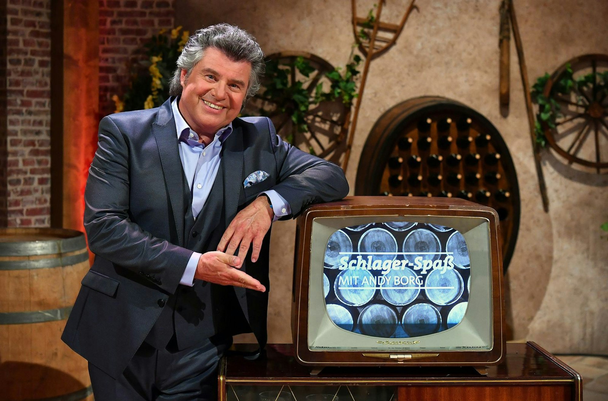 Seit 2018 moderiert die Schlagerikone die Show „Schlager-Spaß mit Andy Borg“ im SWR und MDR. (Bild: SWR/Kimmig/Kerstin Joensson)