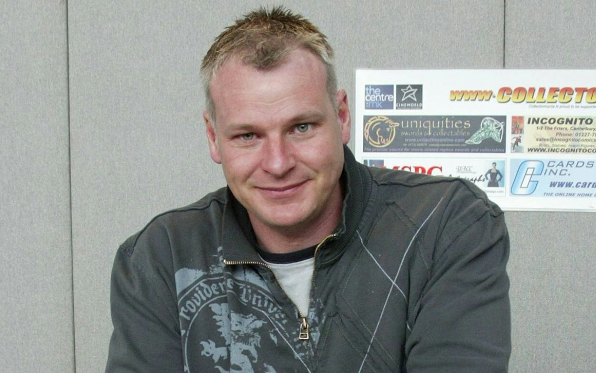 Seit fast 20 Jahren von der Bildfläche verschwunden: Einen letzten öffentlichen Auftritte hatte Harvey Stephens 2006 bei einer Sammlermesse.  (Bild: IMAGO / Future Image)