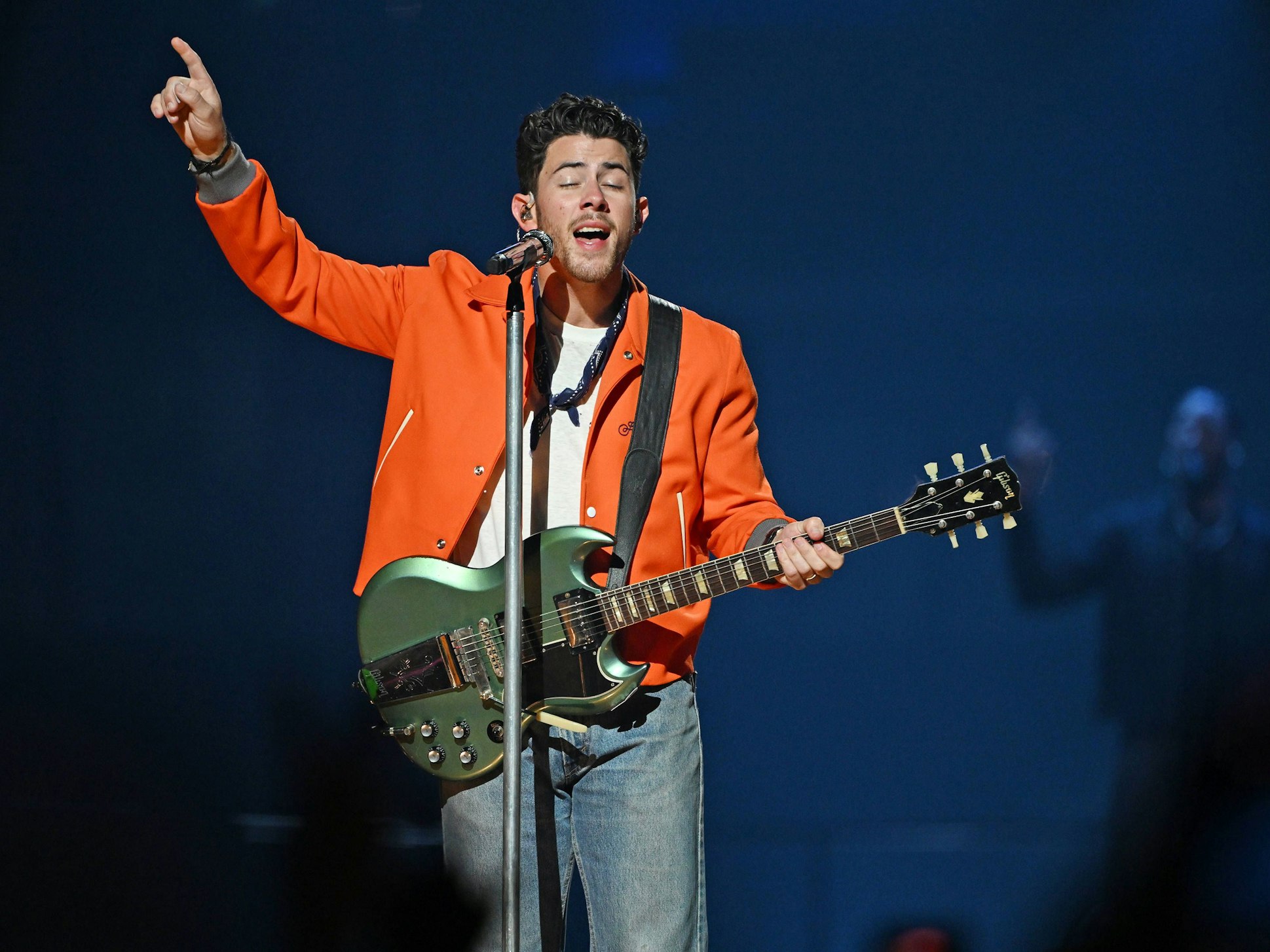 Peinliche Panne bei den Jonas Brothers: Nick Jonas bemerkte mitten im Song, dass sein Hosenstall offen war.