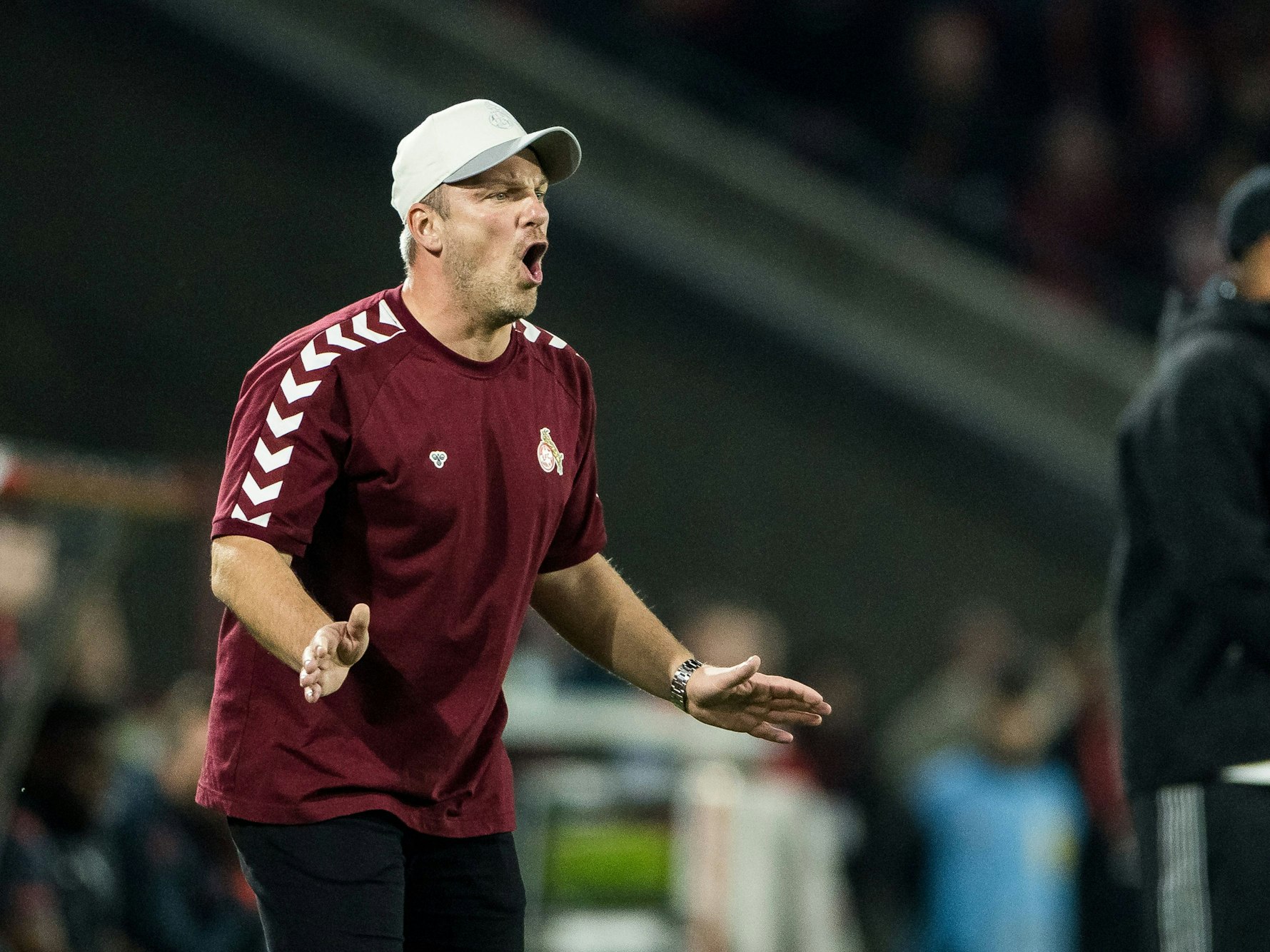 Lukas Kwasniok beim Spiel gegen die Bayern.