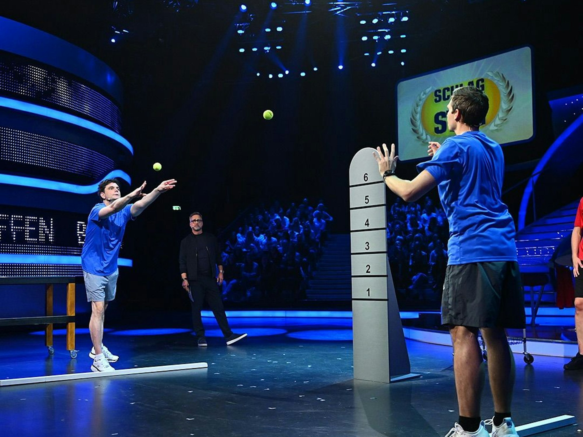 Lutz van der Horst (links) und Fabian Köster schaffen das Unfassbare bei „Schlag den Star“ und schnappen sich die 100.000 Euro nach einer irren Wende.