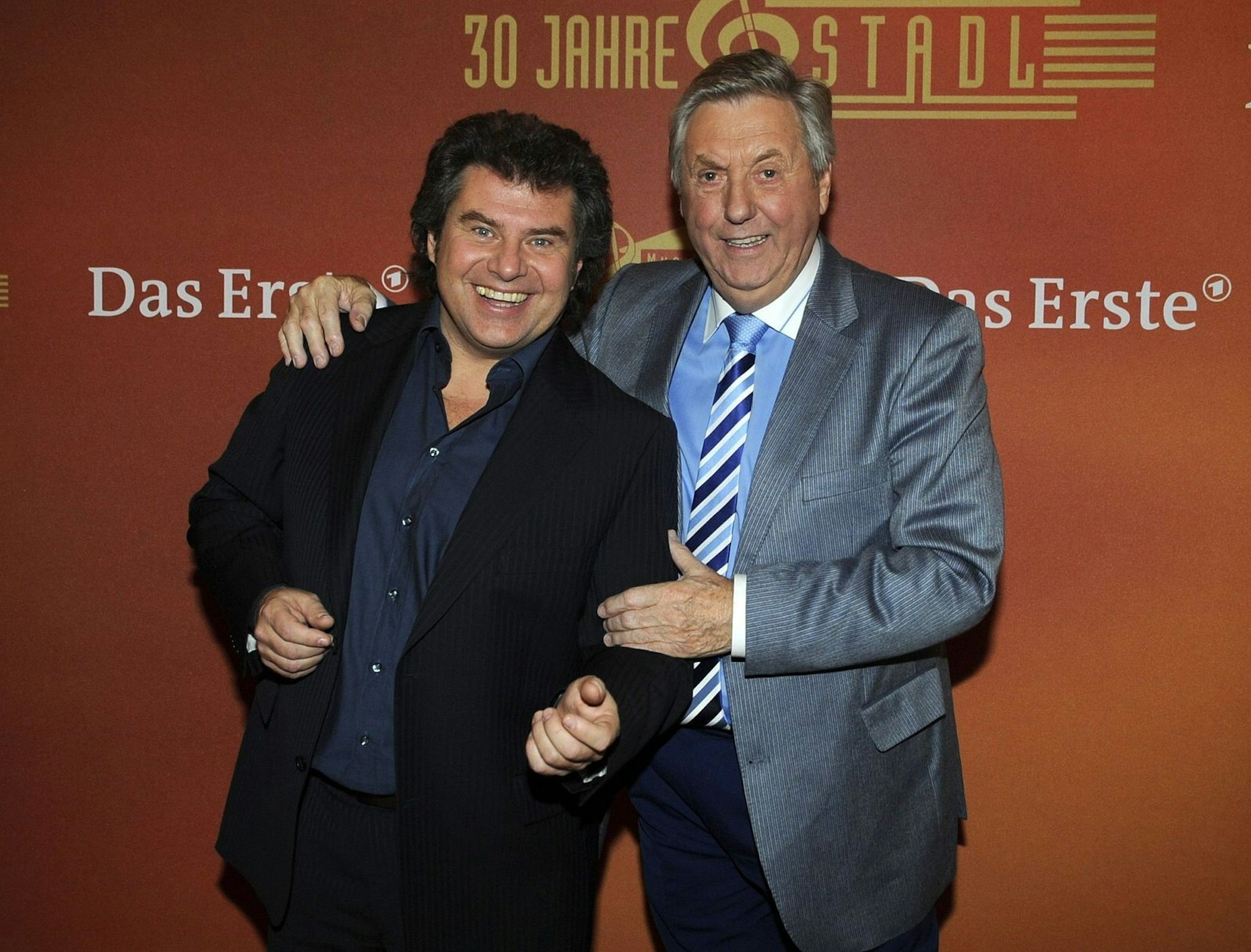 2011 stieg die Jubiläumsparty „30 Jahre Musikantenstadl“: Andy Borg (links) feierte damals als Moderator mit seinem Vorgänger Karl Moik. (Bild: Spöttel Picture)